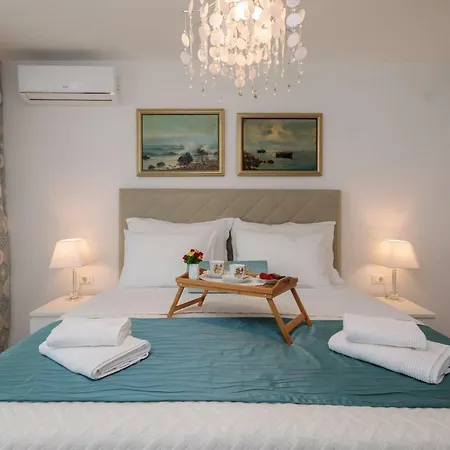 Amoretta With Parking Apartamento Split