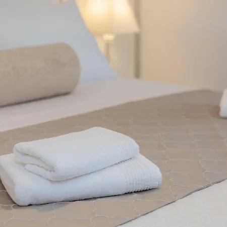 Amoretta With Parking Apartamento