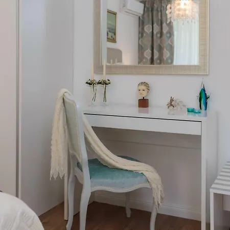 Amoretta With Parking Apartamento